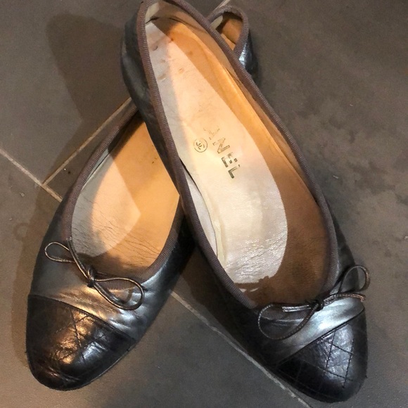 CHANEL Shoes - Authentic Chanel Ballet Flats - Size 38
